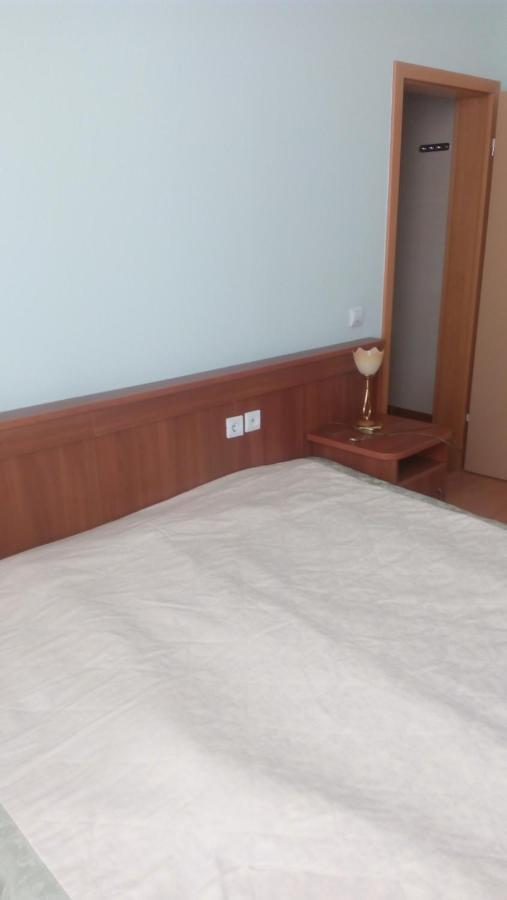 Бестужевский Дворик Gagra Exterior foto